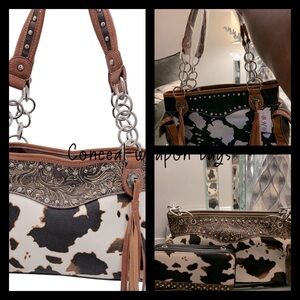SALE! Women’s Concealed Weapon tote bag. Animal print style made for a Cowgirl.